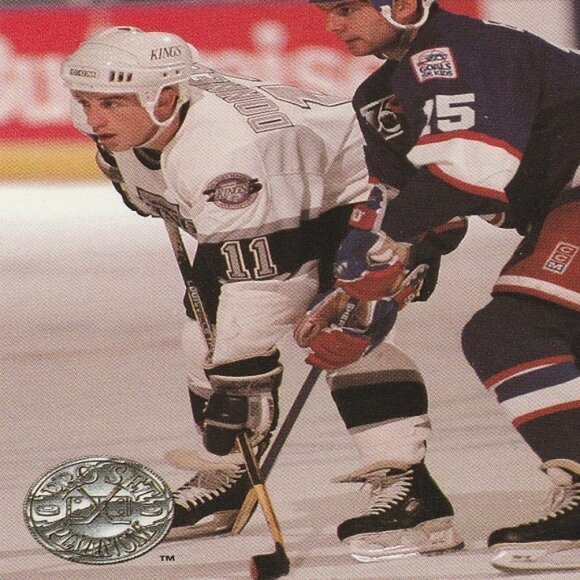 Mike Donnelly Hockey Card Collection - Picture 2 of 3